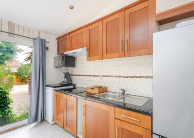 Gîte à la campagne à Lavèrune proche de Montpellier - Cuisine équipée
