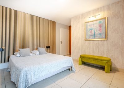 Gîte de charme à Lavèrune proche de Montpellier - Grande chambre avec lit double