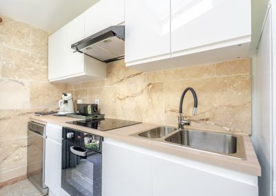 Gîte de charme à Lavèrune proche de Montpellier - Cuisine moderne toute équipée