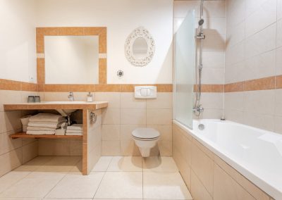 Gîte de charme à Lavèrune proche de Montpellier - Salle de bain tout confort