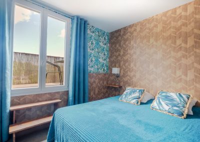 La Babote chambre d'hôtes cosy à Lavèrune dans l'Hérault - Montpellier - Grande chambre de 23m2 avec lit double et terrasse