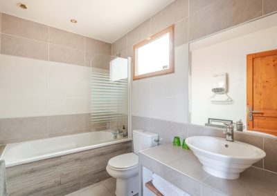 Les Arceaux chambre d'hôtes à louer à Lavèrune - Montpellier - Salle de bain équipée