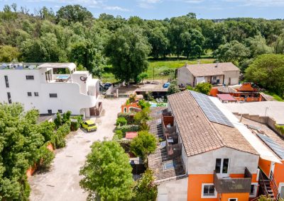 Maison d'hôtes à Montpellier - Le Patio 34 - Vue aérienne de l'entrée avec parking