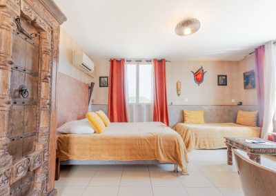 La Comédie chambre d'hôtes pour famille et groupe d'amis à Lavèrune - Montpellier - Grande chambre tout confort